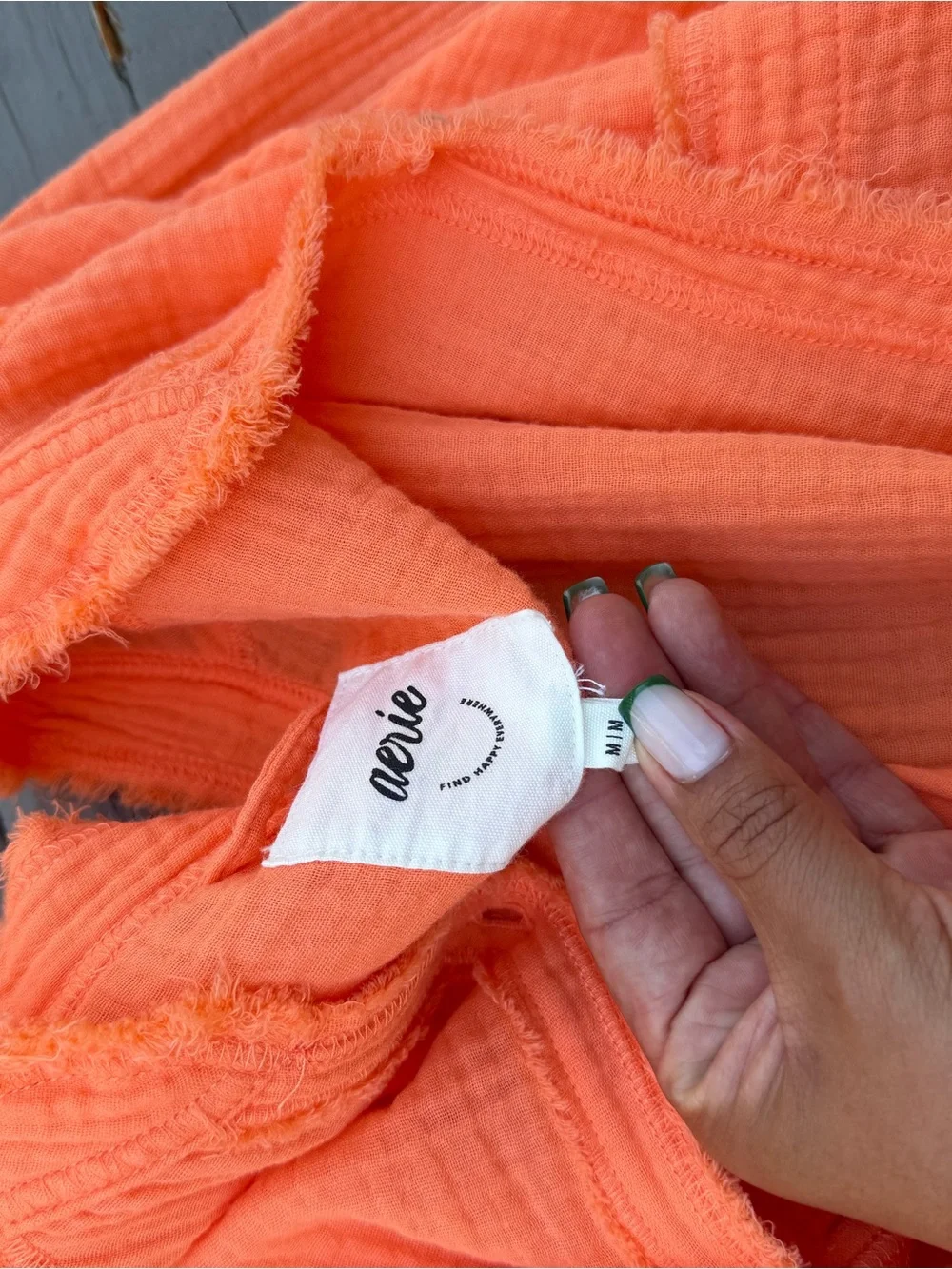 AERIE • Lightweight Button-Up Shirt — Bright Coral Orange / TUNIC LENGHT - Picture 6 of 8